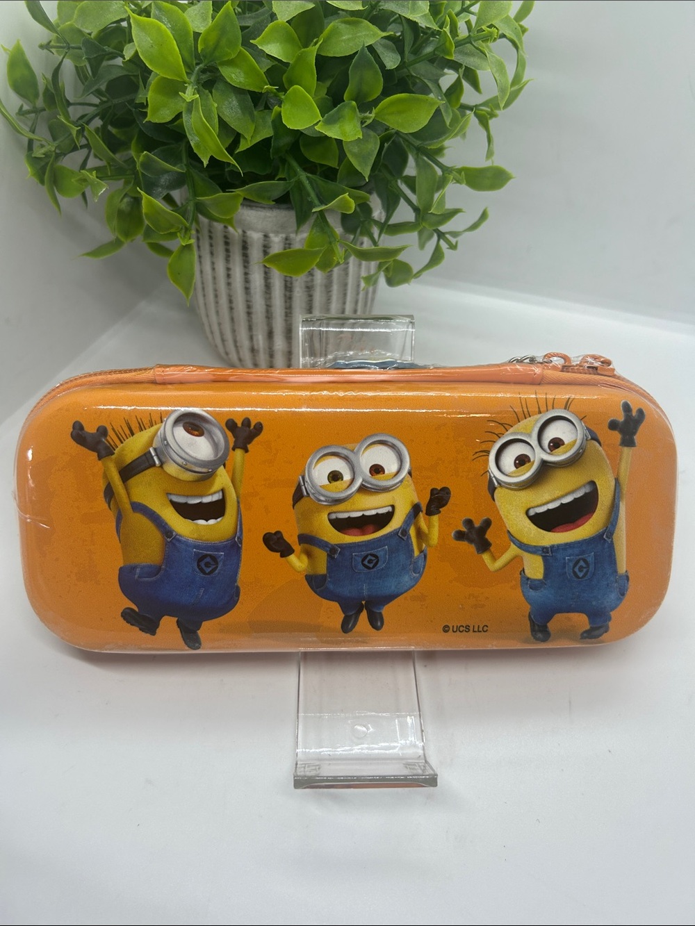 Minions Zippered Pen Pencil Pouch Crayon Case Scented Orange Charm Keychain.NWT